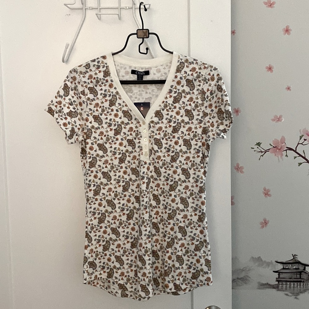Chaps/ brand new/ very cute and elegant floral tee short sleeve/ size S/P/CH
